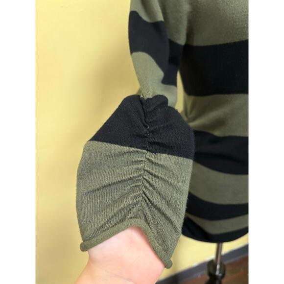 Love Always Sweater Ruched Side/Sleeve Wide V-Neck Olive Green and Black Size M - Picture 2 of 8